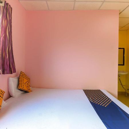 Spot On 65135 Hotel Suvarna Samrat Lodge Khamshet Ngoại thất bức ảnh
