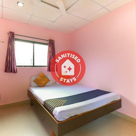 Spot On 65135 Hotel Suvarna Samrat Lodge Khamshet Ngoại thất bức ảnh