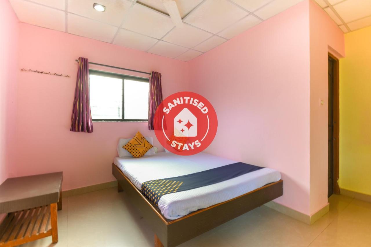 Spot On 65135 Hotel Suvarna Samrat Lodge Khamshet Ngoại thất bức ảnh
